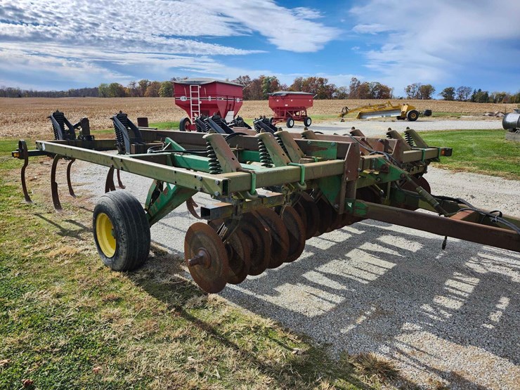 john-deere-712-image-13