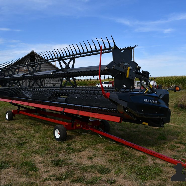 2023 GLEANER 9330