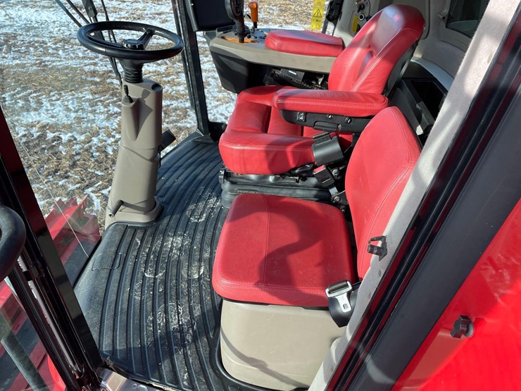 2014-case-ih-5130-image-49