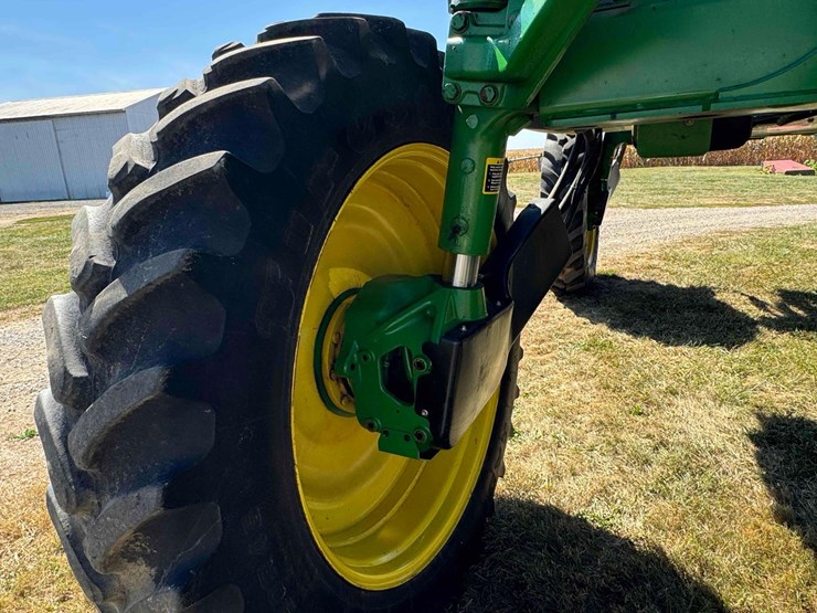 2011-john-deere-4730-image-25