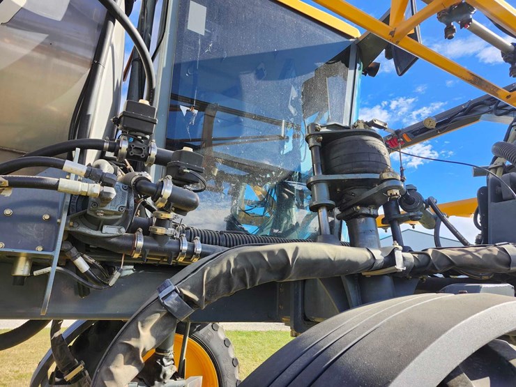 hagie-sts12-image-15