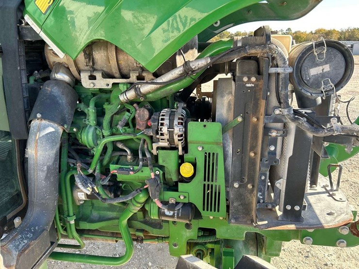 2016-john-deere-5055e-4wd-59hp-utility-tractor-image-9