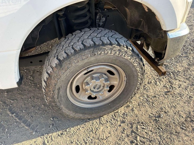 2020-ford-f250-image-22