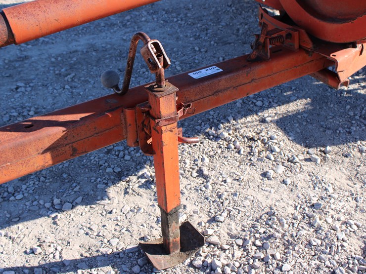 new-holland-273-image-15