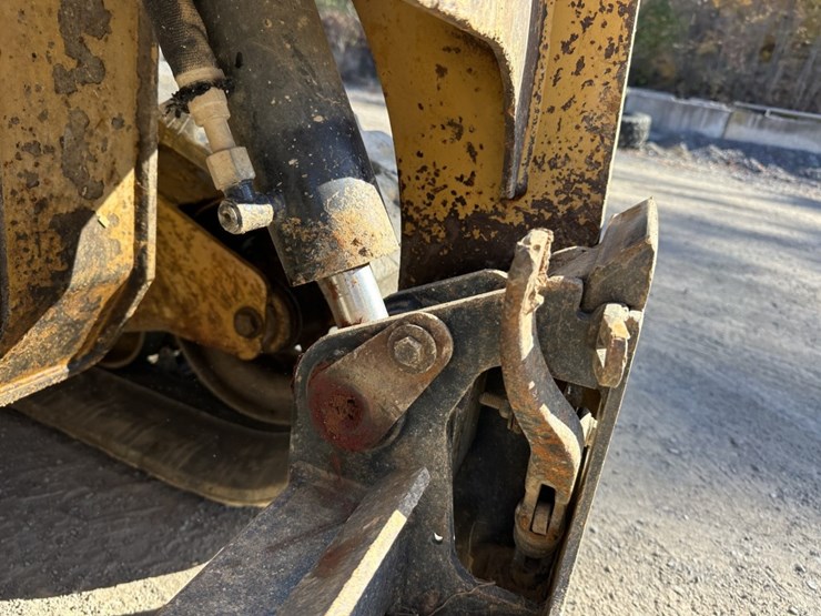 caterpillar-299d-image-11