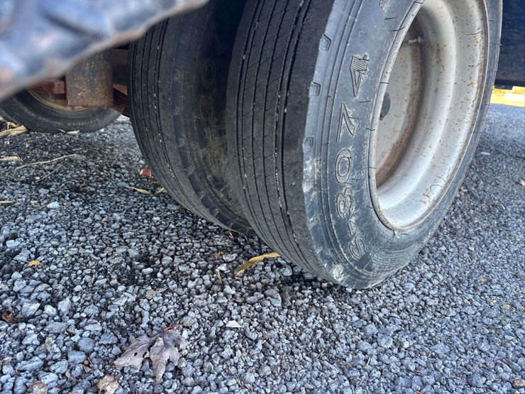 spray-trailer---1000-gal-tank-image-10