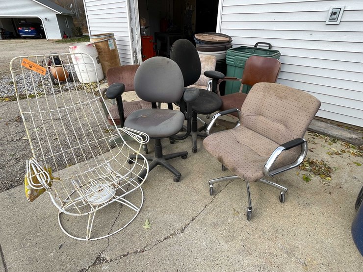 #3114-•-(6)-office-chairs-image-1