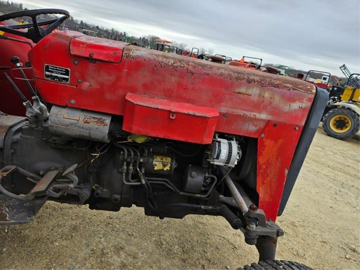 massey-ferguson-240-image-9
