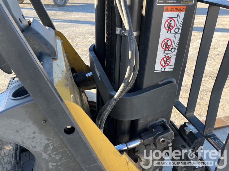 2015-caterpillar-2c6000-image-27