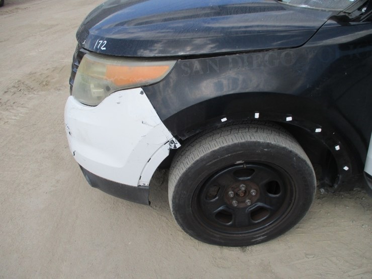 2014-ford-explorer-image-13