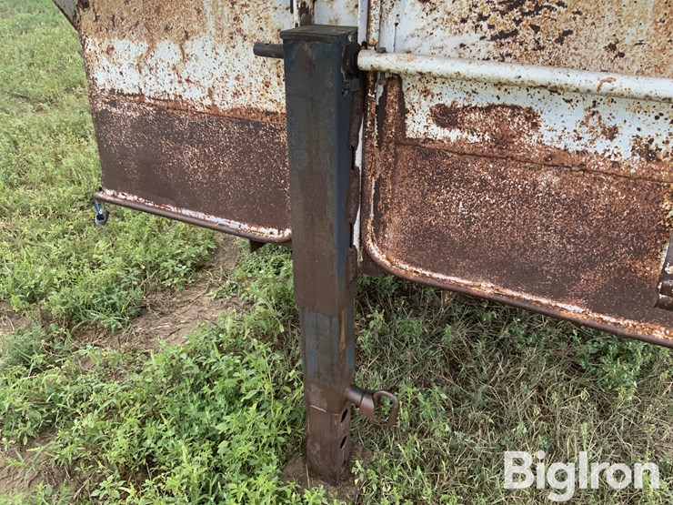 1986-easley-s/a-gooseneck-livestock-trailer-image-15