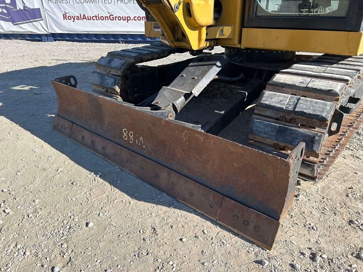 2021-caterpillar-308cr-midi-excavator-image-23