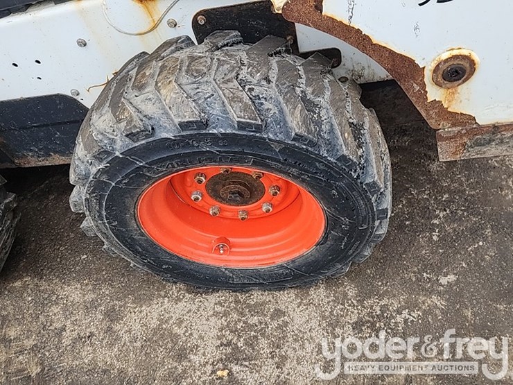 2018-bobcat-s570-image-10