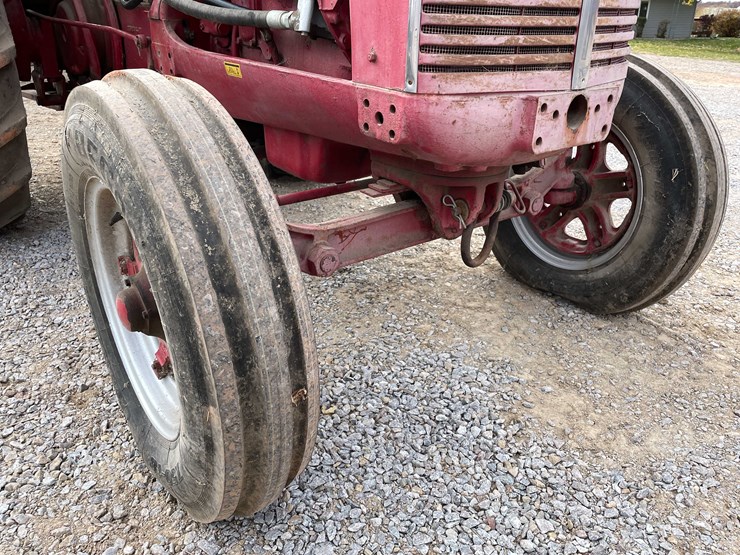 1956-international-600-image-10