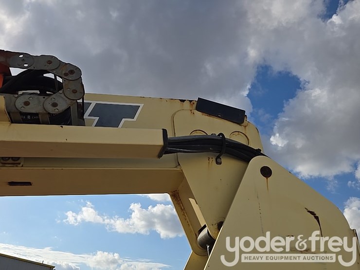 2014-jlg-600aj-image-46