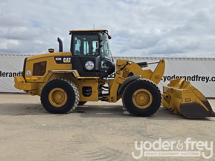 2014-caterpillar-938k-image-7