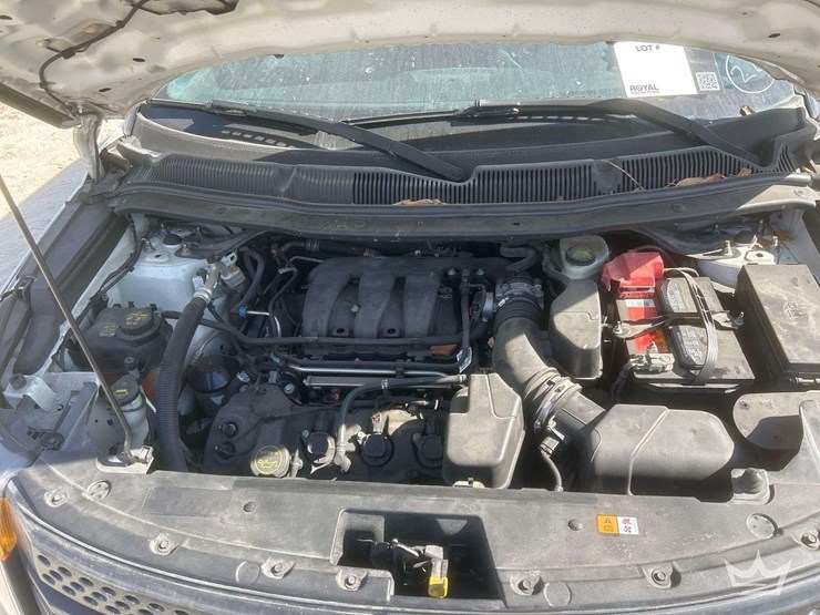 2015-ford-explorer-image-6