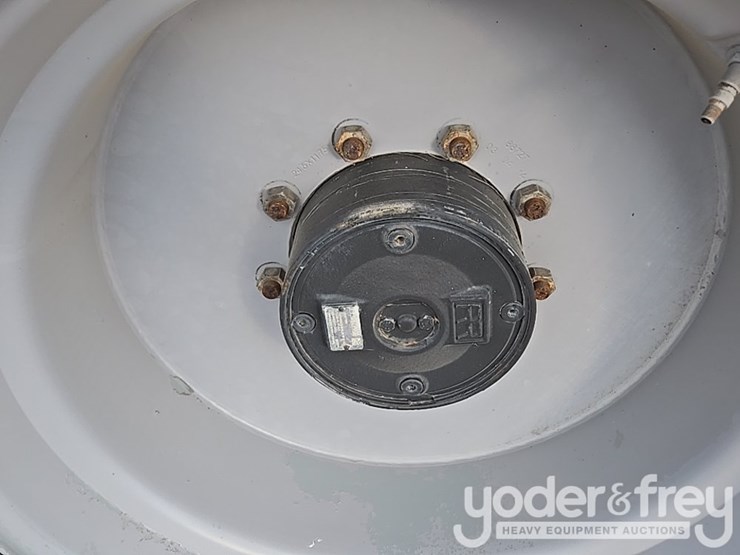 2014-jlg-600aj-image-26