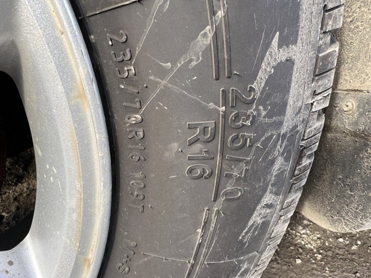 2008-ford-escape-hybrid-image-10