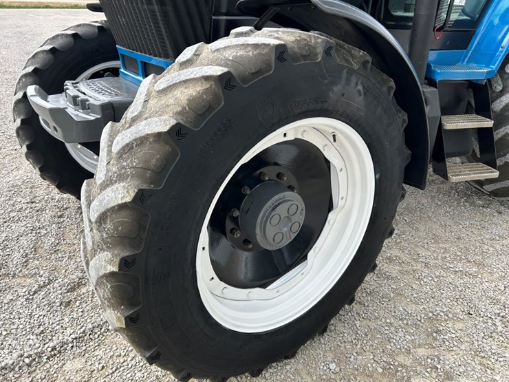 1994-new-holland-8770-image-42