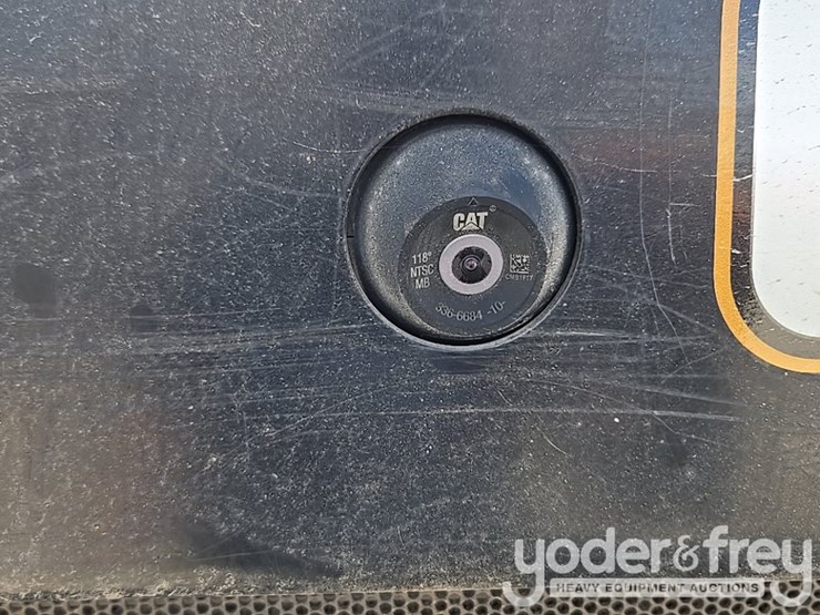 2021-caterpillar-289d3-image-48