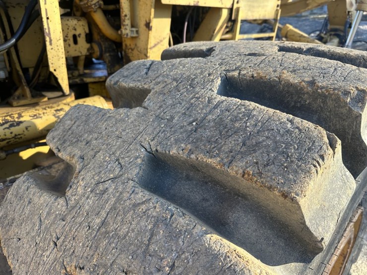 caterpillar-16g-image-77