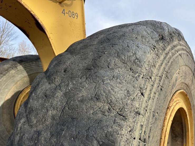 caterpillar-641-image-29