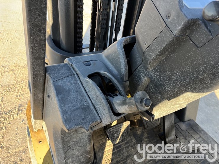 2015-caterpillar-2c6000-image-14