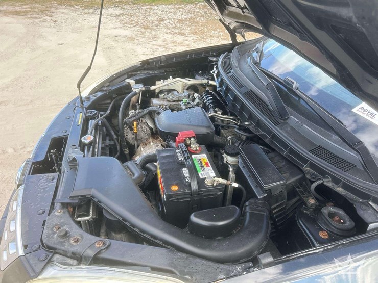 2012-nissan-rogue-image-8