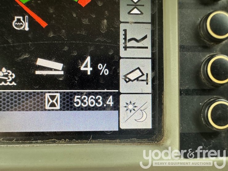 2017-caterpillar-d3k2-lgp-image-10