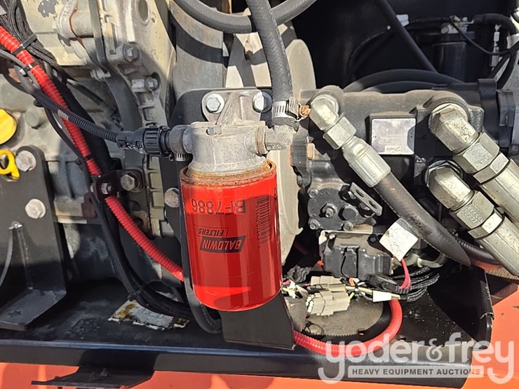 2014-jlg-600aj-image-88