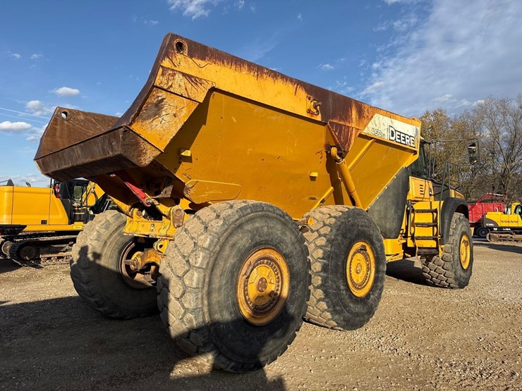 2015-deere-460e-image-5