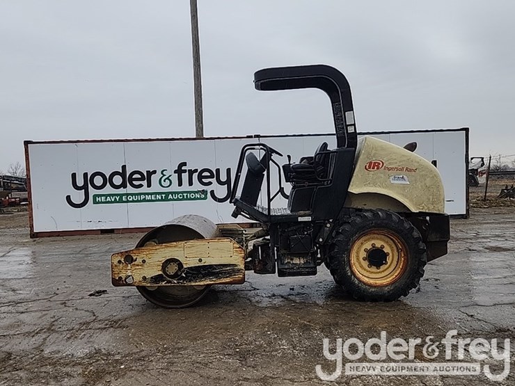 2007-volvo-sd45-image-2