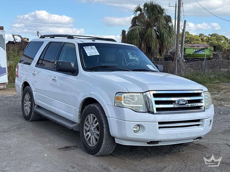 2012-ford-expedition-image-2