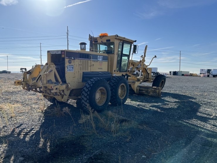 2006-caterpillar-160h-image-6