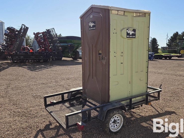 2010-carry-on-8'-utility-trailer-w/mini-biff-port-a-potty-image-5