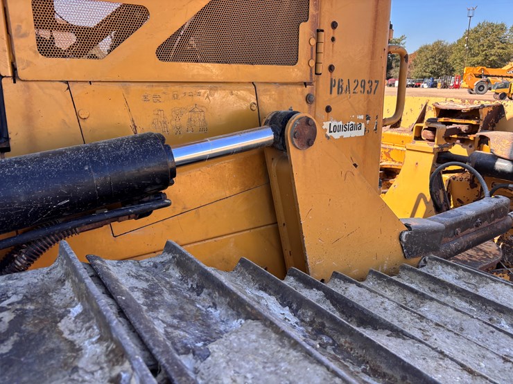 caterpillar-d6n-lgp-image-12