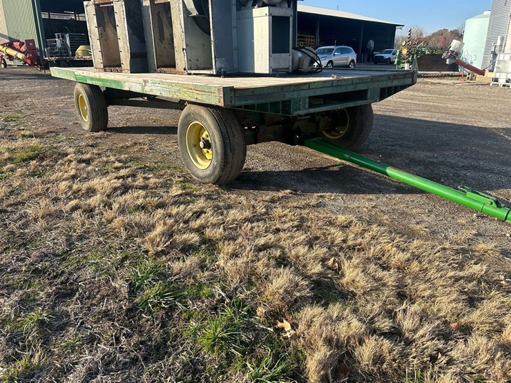 flat-bed-wagon-green-with-yellow-wheels-image-3