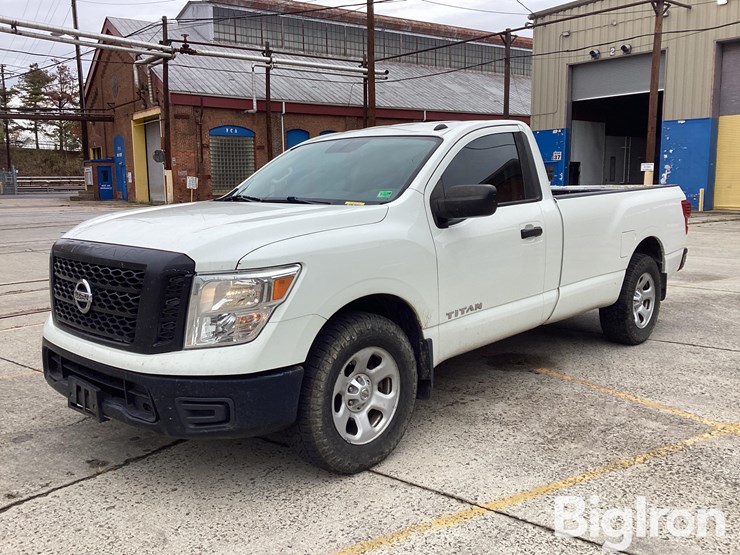 2019-nissan-titan-image-1