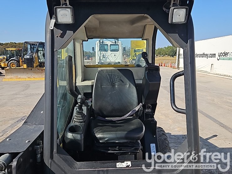 2011-jcb-260-eco-image-17