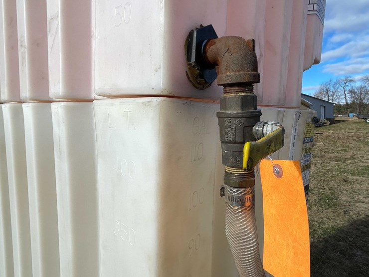 #3144-•-tote---a---lube-oil-dispenser-image-7