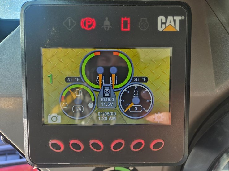 2020-caterpillar-259d3-image-36