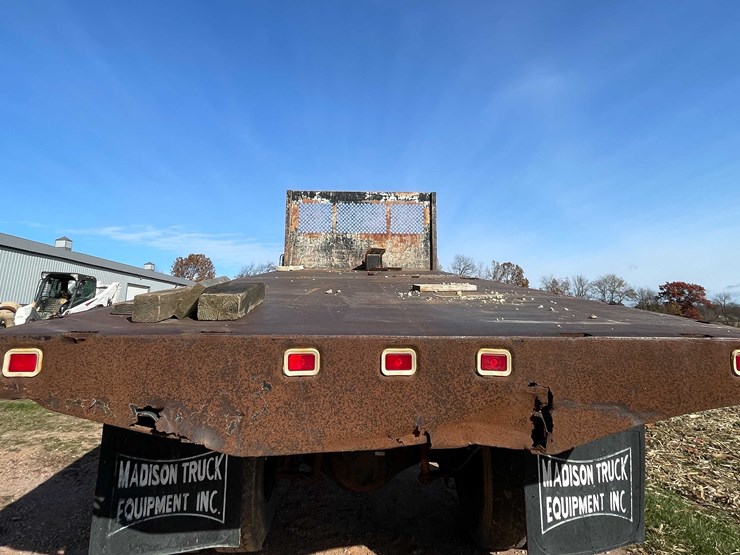 #3006-•-1999-chevy-c6500-single-axle-dump-flatbed-truck-(title-in-delay)-image-29