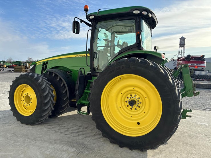2015-john-deere-8295r-image-9