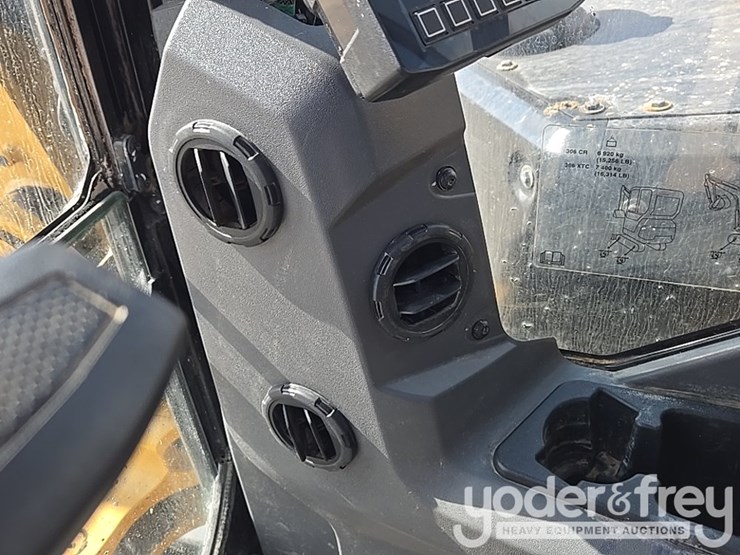 2021-caterpillar-306-cr-image-74