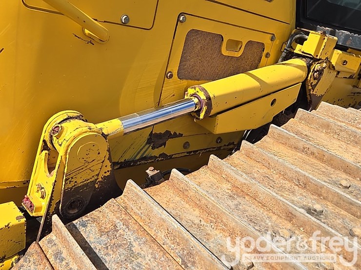 2023-komatsu-d61pxi-24-image-29