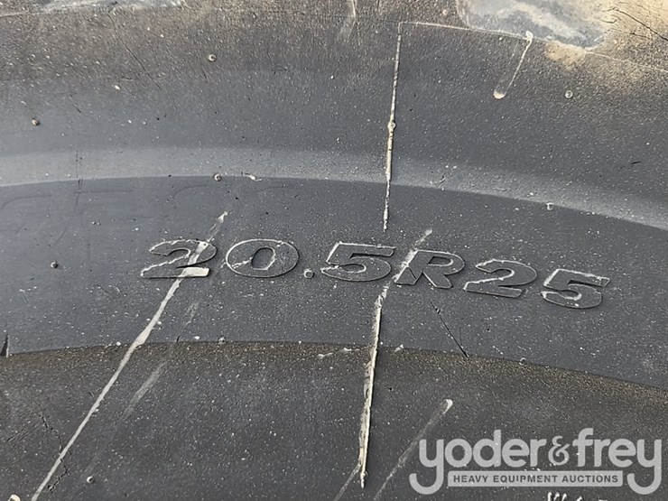 2014-caterpillar-938k-image-27