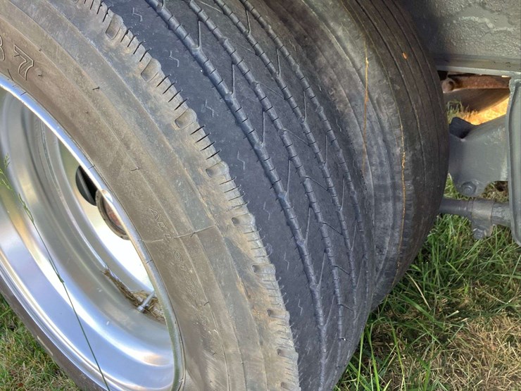 wade-43'-step-deck-trailer---80,000lb-gvw-image-15