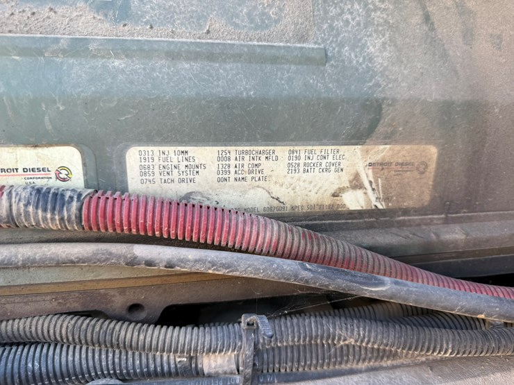 #22592-•-inop-1992-freightliner-t/a-daycab-truck-tractor-vin:-1fuymzyb1np520782-image-24