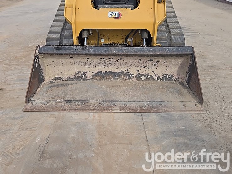 2021-caterpillar-289d3-image-36